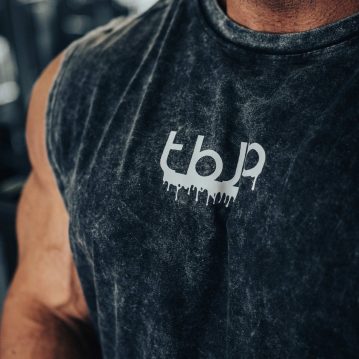 tbJP Drip Logo Vest in Black with a Light Grey Logo - UTILITY01 - Imagem 8